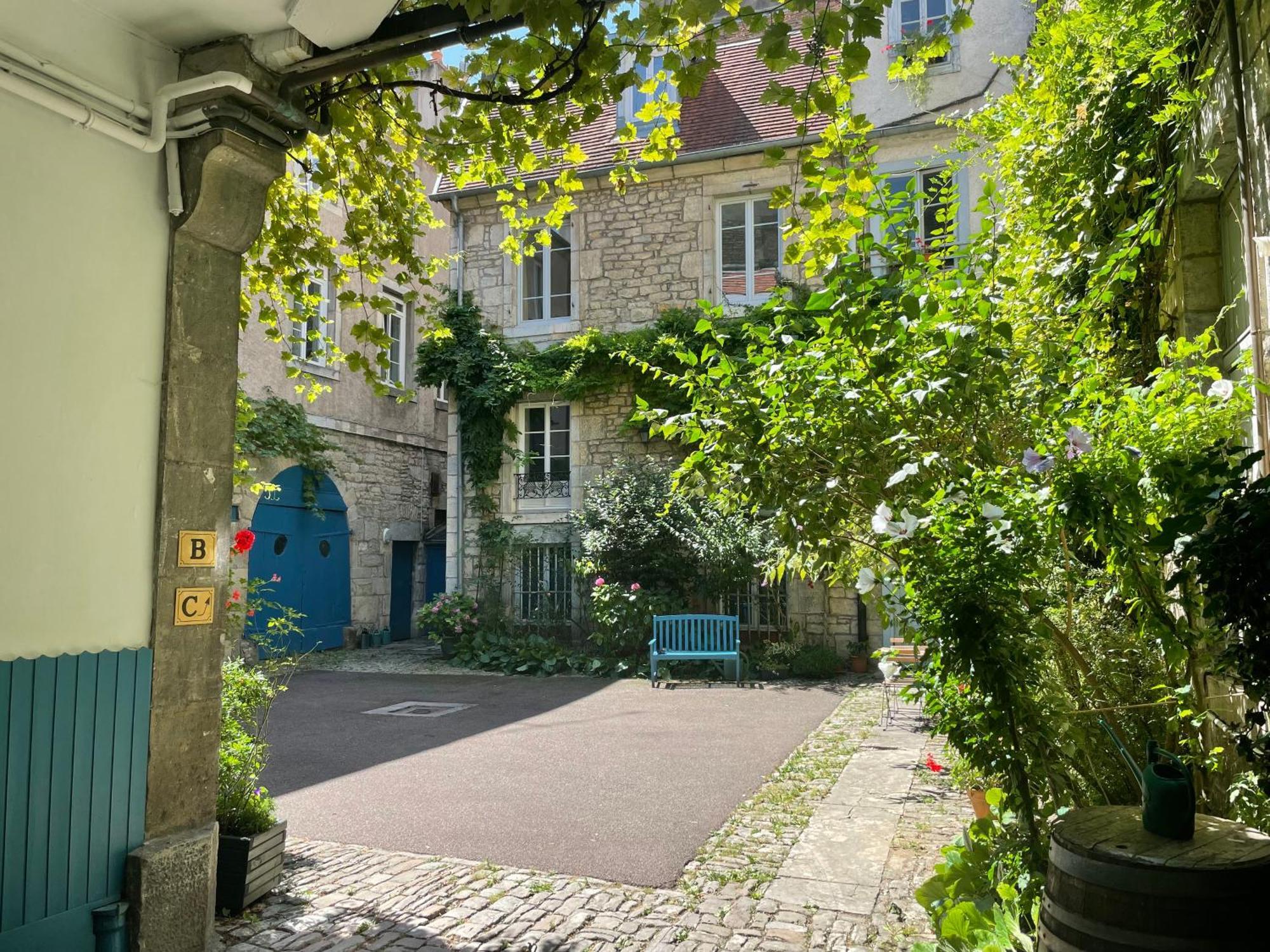 Besancon: Charmant Duplex Au Pied De La Citadelle Esterno foto